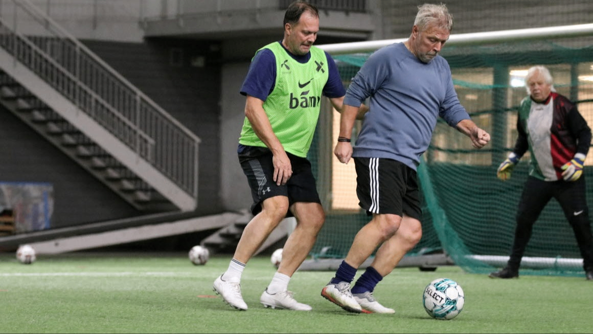 GÅFOTBALL 60+